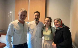 Skolyoz Hastası Öğrencinin Sırtındaki Eğrilikler Füzyon Cerrahisi ile Düzeltildi