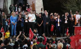 Denizli’de başkan seçilen CHP’li Çavuşoğlu: Belediyenin evrakları dışarı çıkarılıyor, herkes ayağını denk alsın
