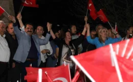 Denizli’de CHP’liler Çavuşoğlu, Doğan ve Ertemur’un seçim başarısını kutladı