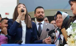 Manisa Tarihinin İlk Kadın Belediye Başkanı Göreve Başladı