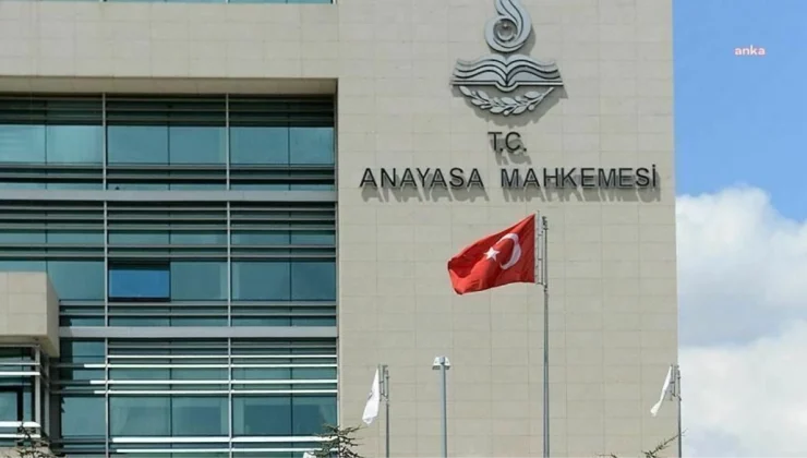 AYM, terör suçlarından tutuklu veya hükümlülere ‘tek tip kıyafet’ zorunluluğunu iptal etti