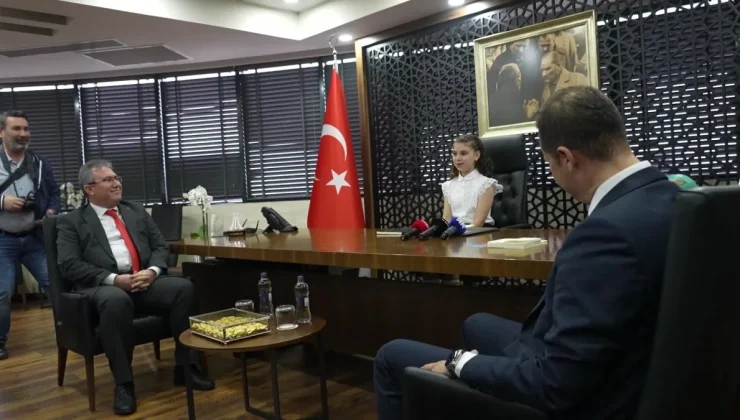 Balıkesir Büyükşehir Belediye Başkanı Ahmet Akın, 23 Nisan’da Koltuğunu Çocuklara Emanet Etti