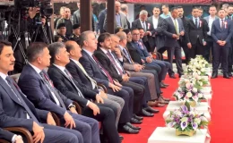 Bursa Osmangazi Meydanı’nda Ürün ve El Sanatları Fuarı Açıldı