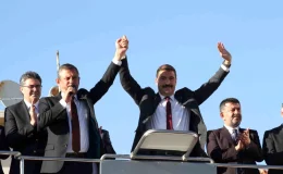 CHP Genel Başkanı Özgür Özel, Kula’da Halka Seslendi