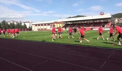 GMG Kastamonuspor, Amed Sportif Faaliyetler’i yenerek çifte bayram yaşatmak istiyor