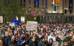 Gürcistan’da ‘Yabancı Etkinin Şeffaflığı’ yasa tasarısı protestoları devam ediyor: 14 gözaltı