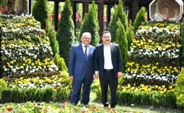 Kayseri Valisi Gökmen Çiçek, Başkan Büyükkılıç’ı Tebrik Etti